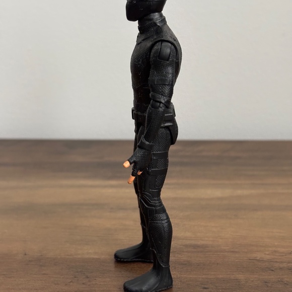 Marvel Legends SPIDER MAN Night  STEALTH SUIT Far From Home Toy Figure 2019 - Picture 5 of 9
